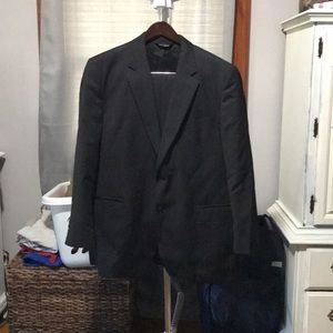 Jos A Bank Men’s Suit